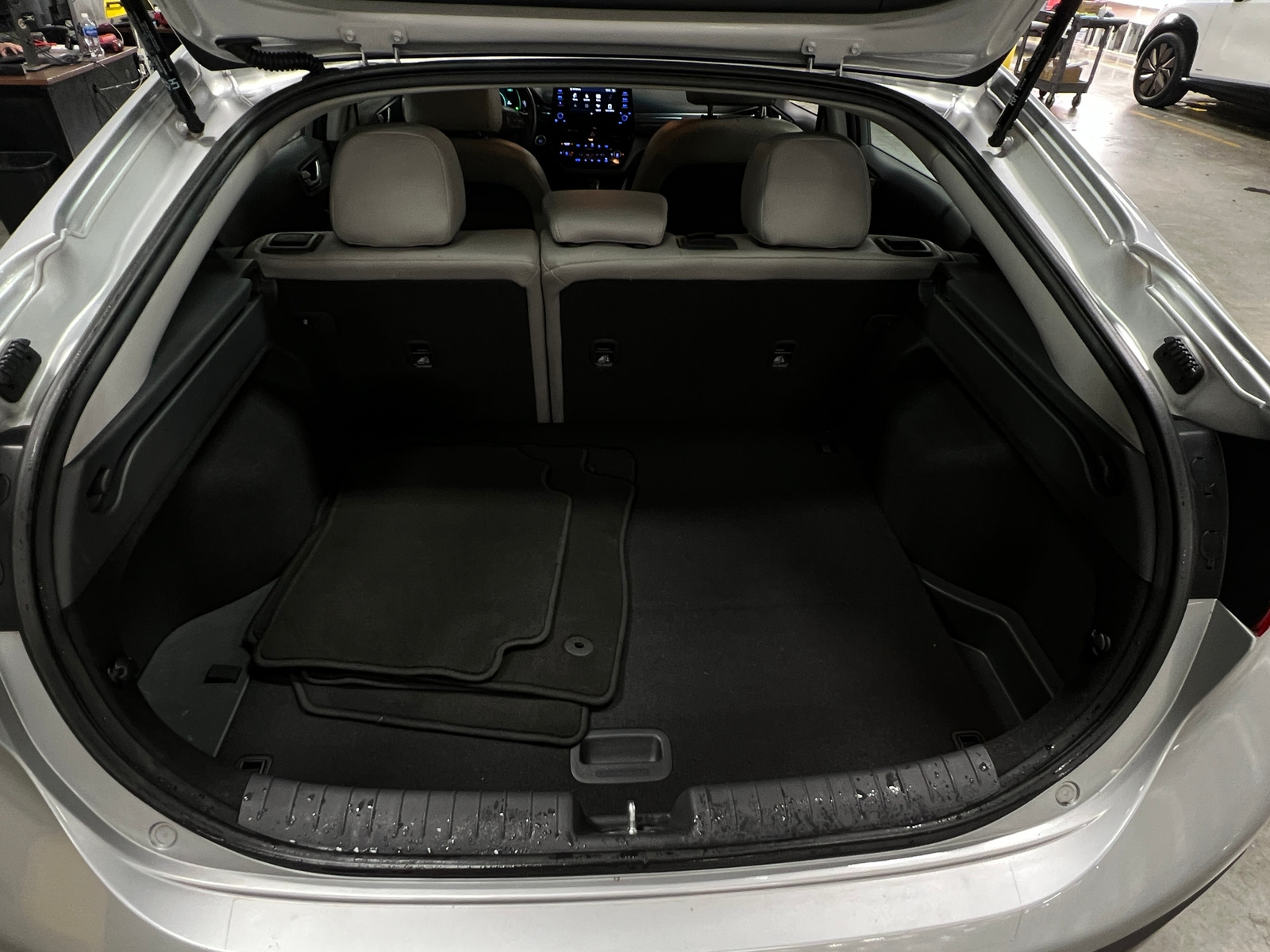 Thumbnail: 2022 Hyundai Ioniq - 7