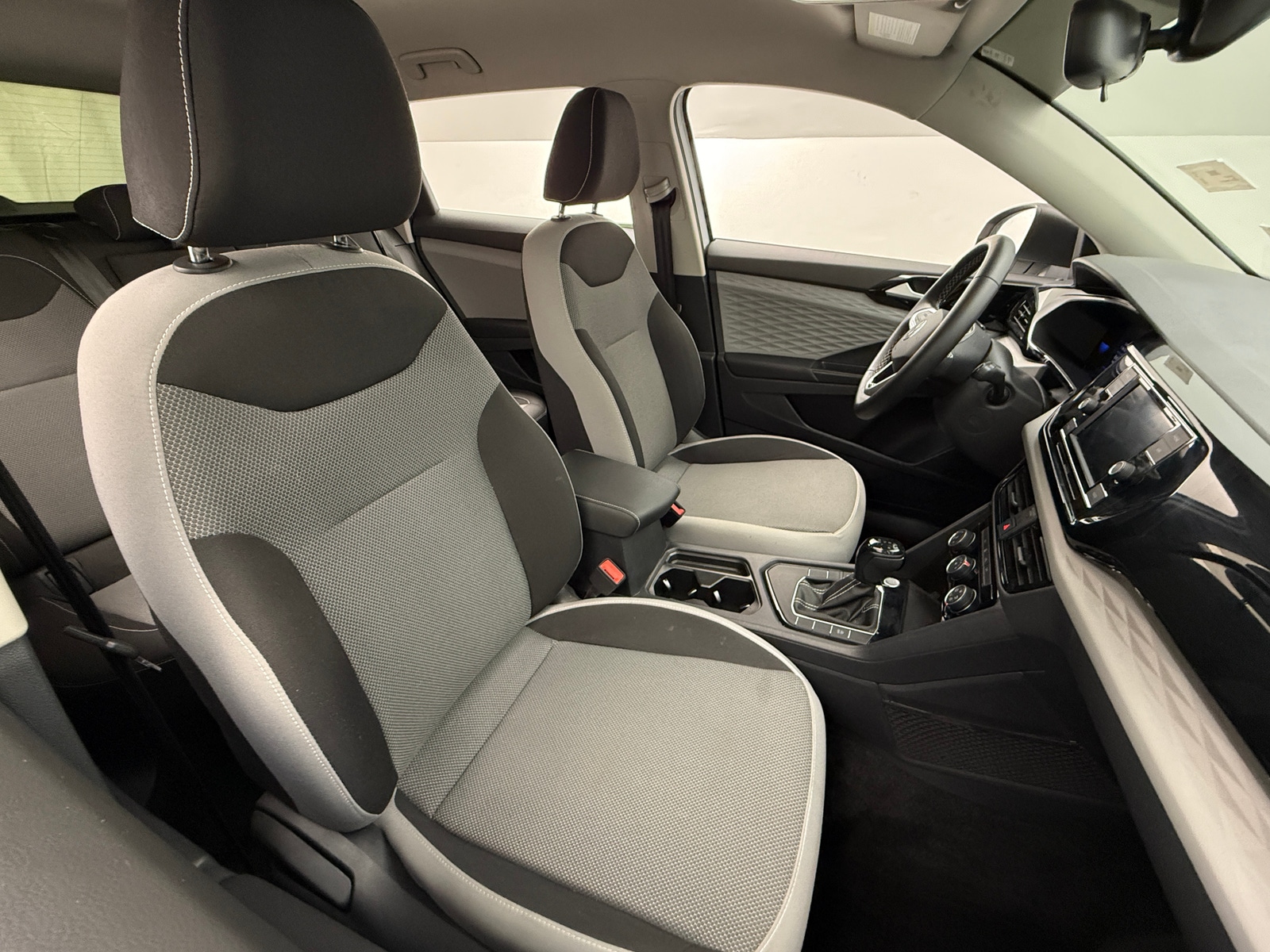 Thumbnail: 2023 Volkswagen Taos - 2