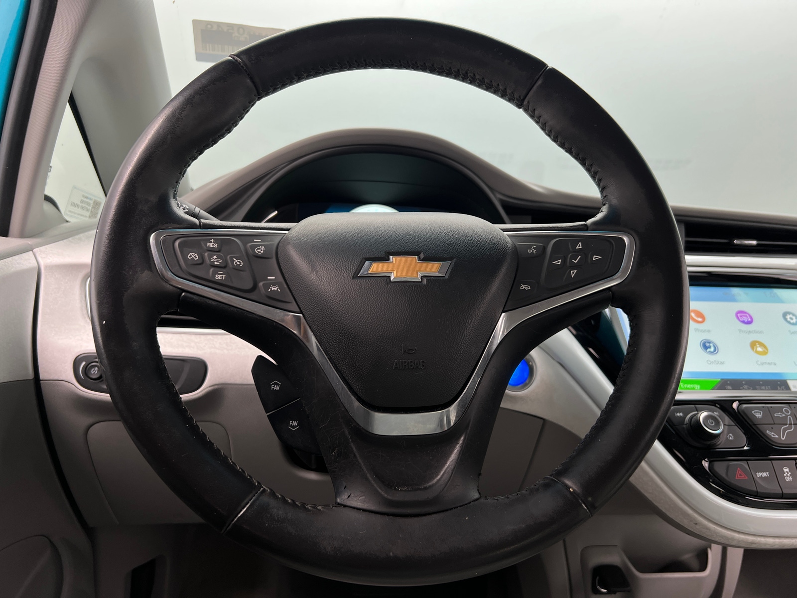 Thumbnail: 2020 Chevrolet Bolt EV - 4