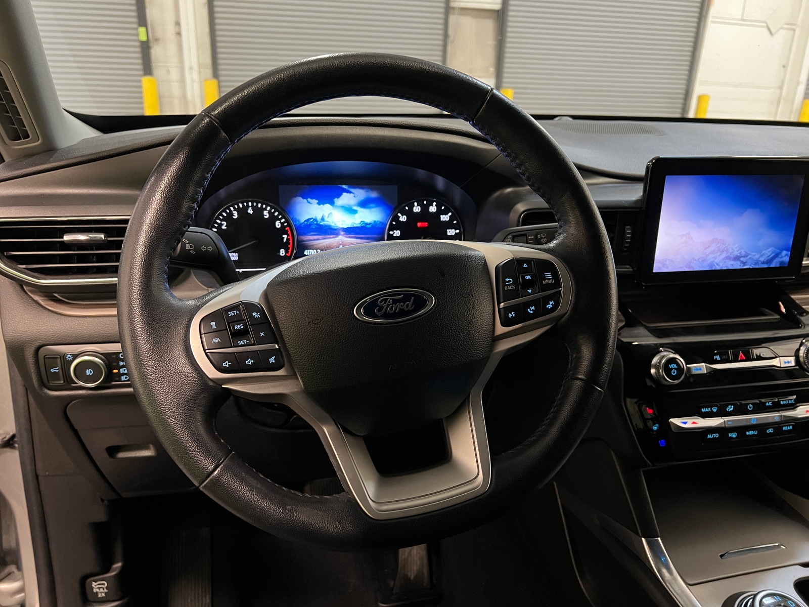 Thumbnail: 2023 Ford Explorer - 4