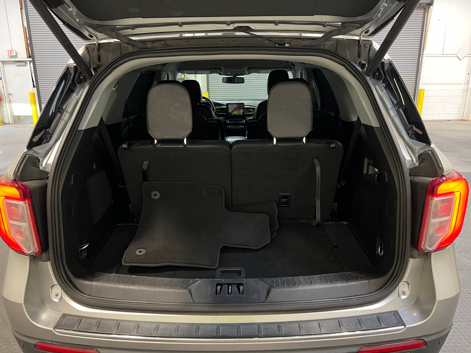 Thumbnail: 2023 Ford Explorer - 6