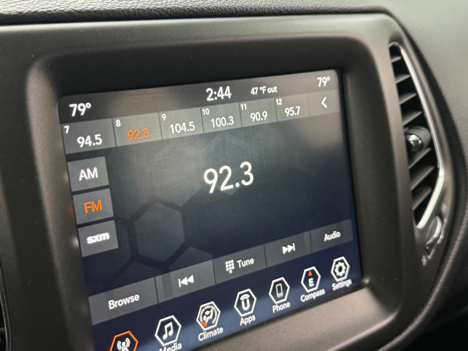 Thumbnail: 2020 Jeep Compass - 4