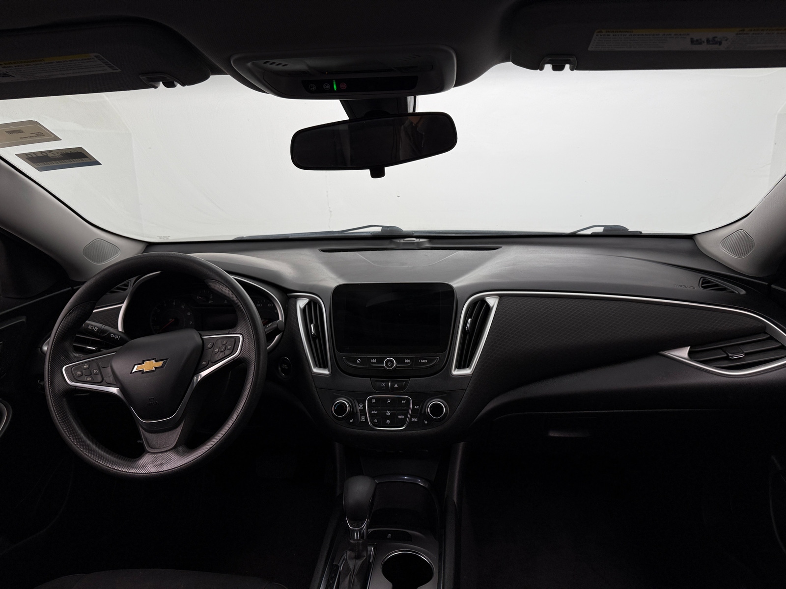 Thumbnail: 2022 Chevrolet Malibu - 3