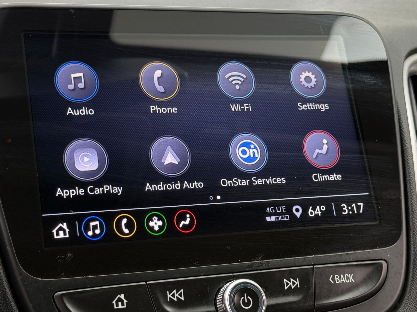 Thumbnail: 2022 Chevrolet Malibu - 4