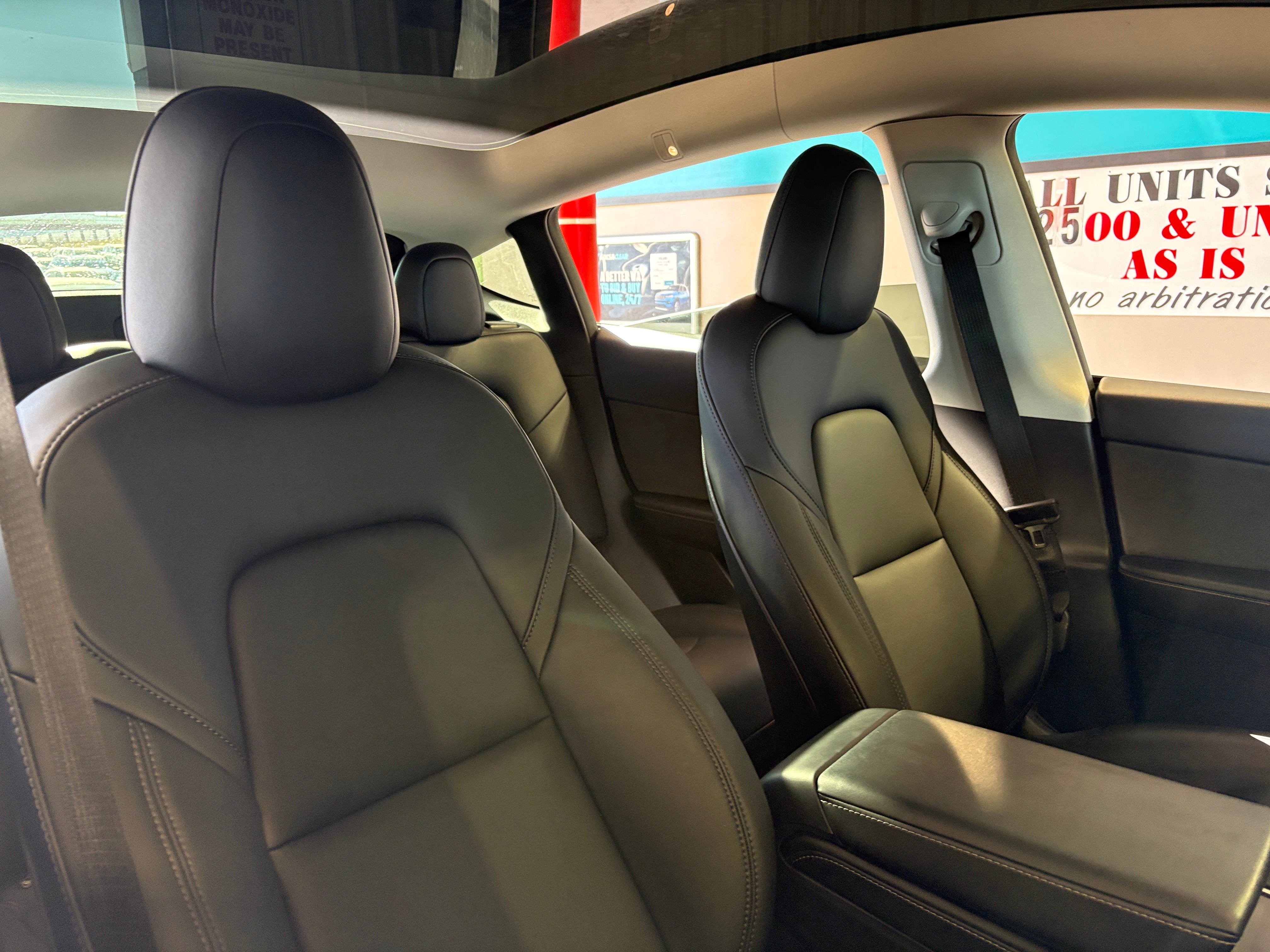 Used 2022 Tesla Model Y Long Range with VIN 7SAYGDEE5NF424036 for sale in Oak Creek, WI