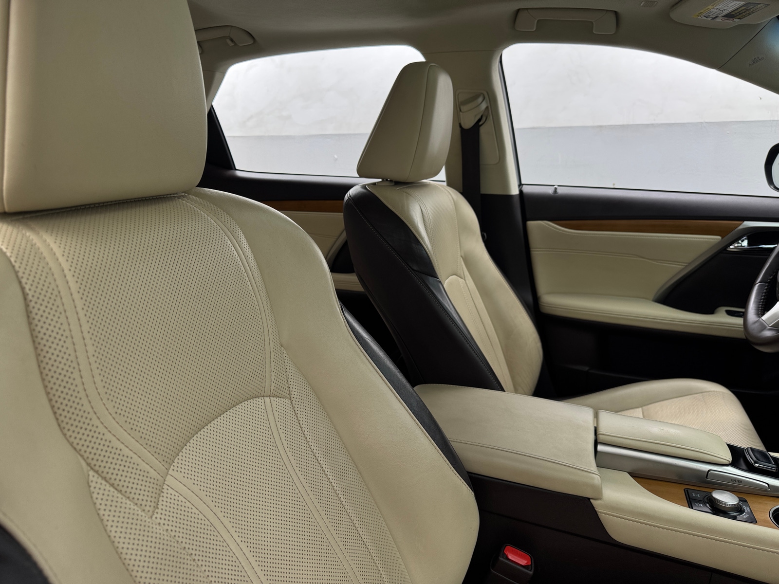 Thumbnail: 2019 Lexus RX - 2