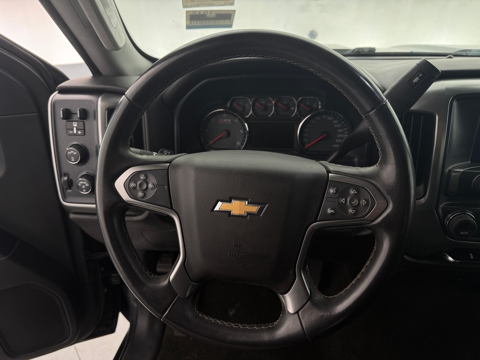 Thumbnail: 2017 Chevrolet Silverado 2500 - 5