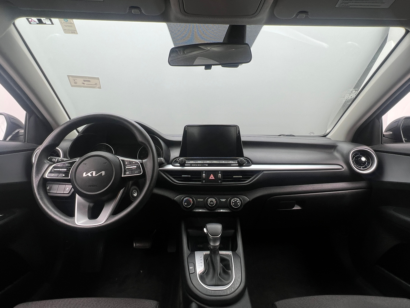 Thumbnail: 2023 Kia Forte - 3