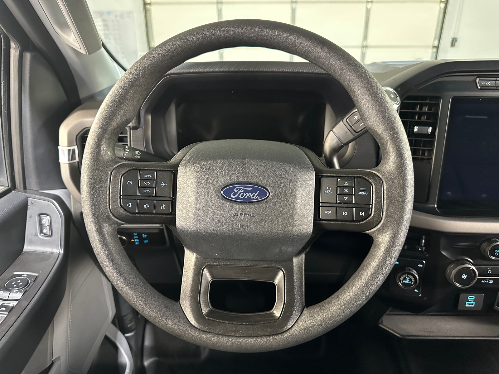 Thumbnail: 2024 Ford Econoline - 5