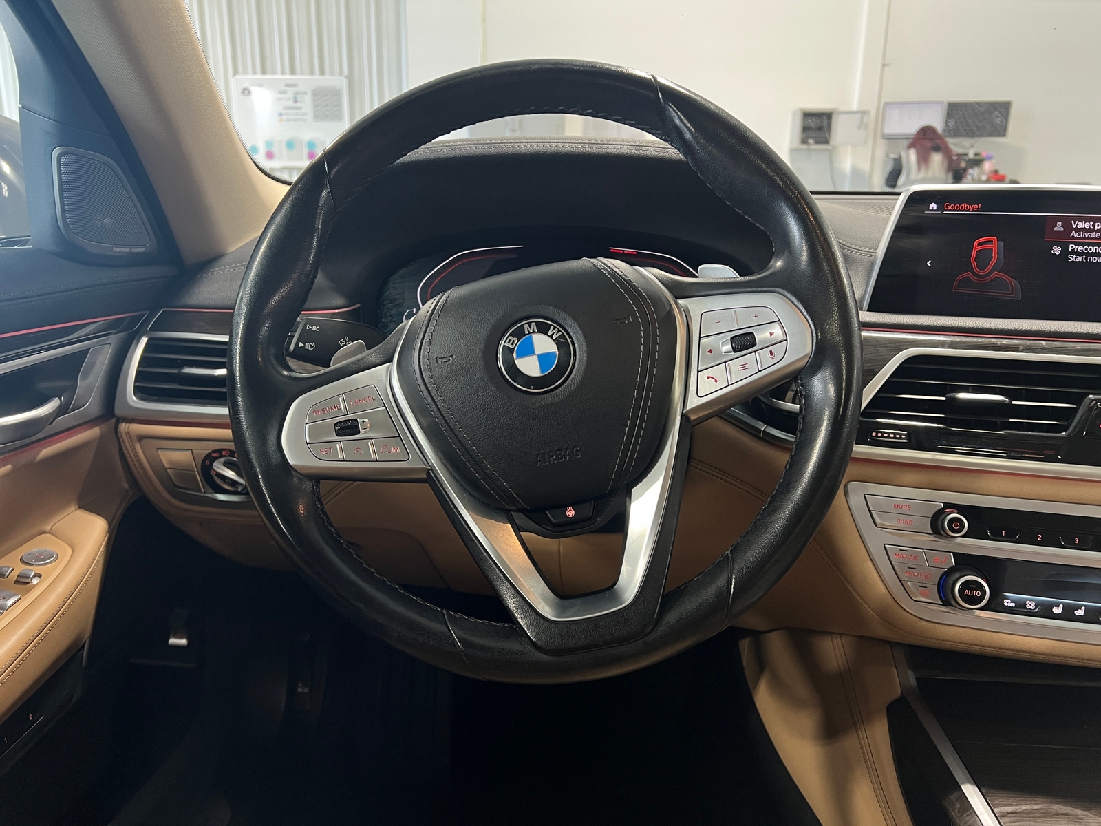 Thumbnail: 2022 BMW 7 Series - 4