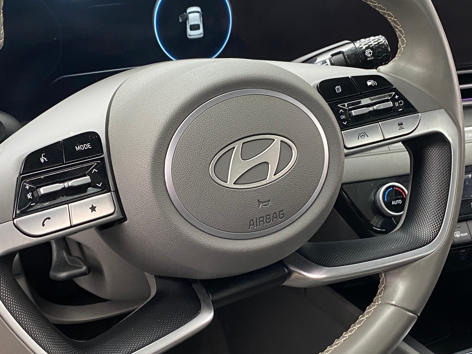 Thumbnail: 2024 Hyundai Elantra - 5