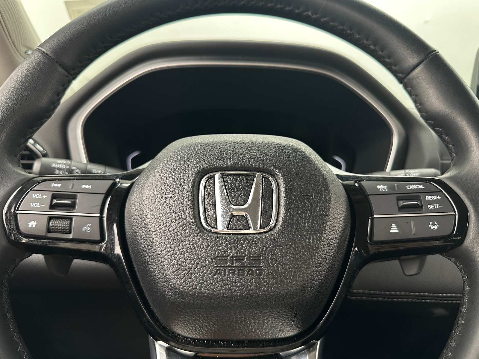 Thumbnail: 2023 Honda Pilot - 4