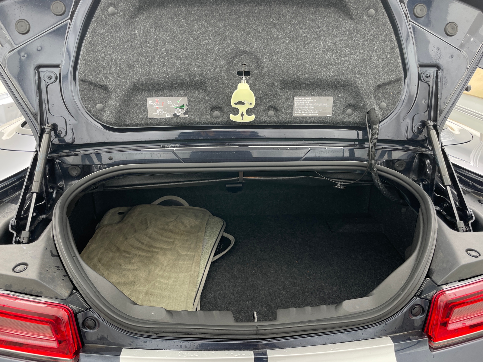 Thumbnail: 2014 Chevrolet Camaro - 6