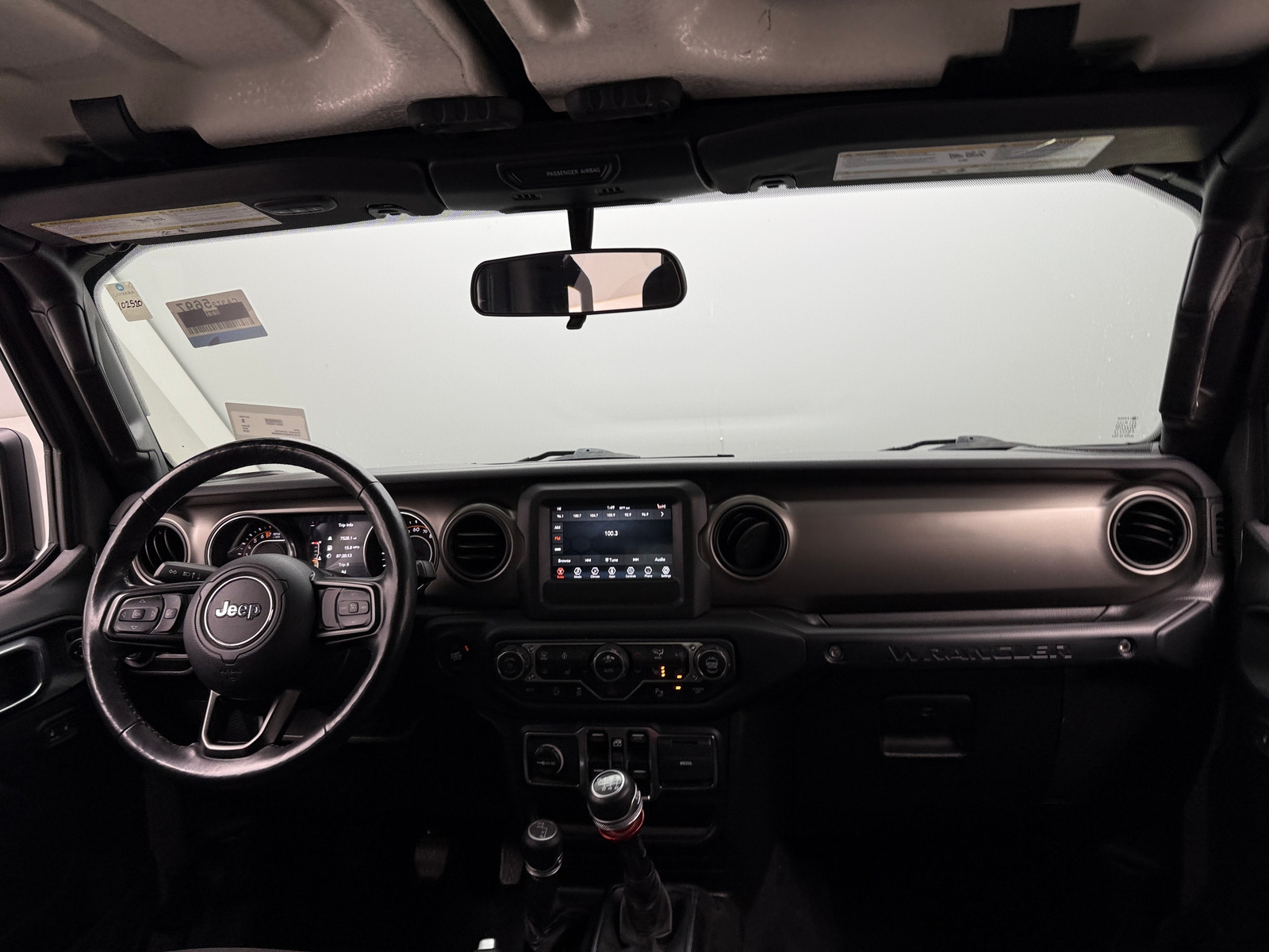 Thumbnail: 2019 Jeep Wrangler - 3