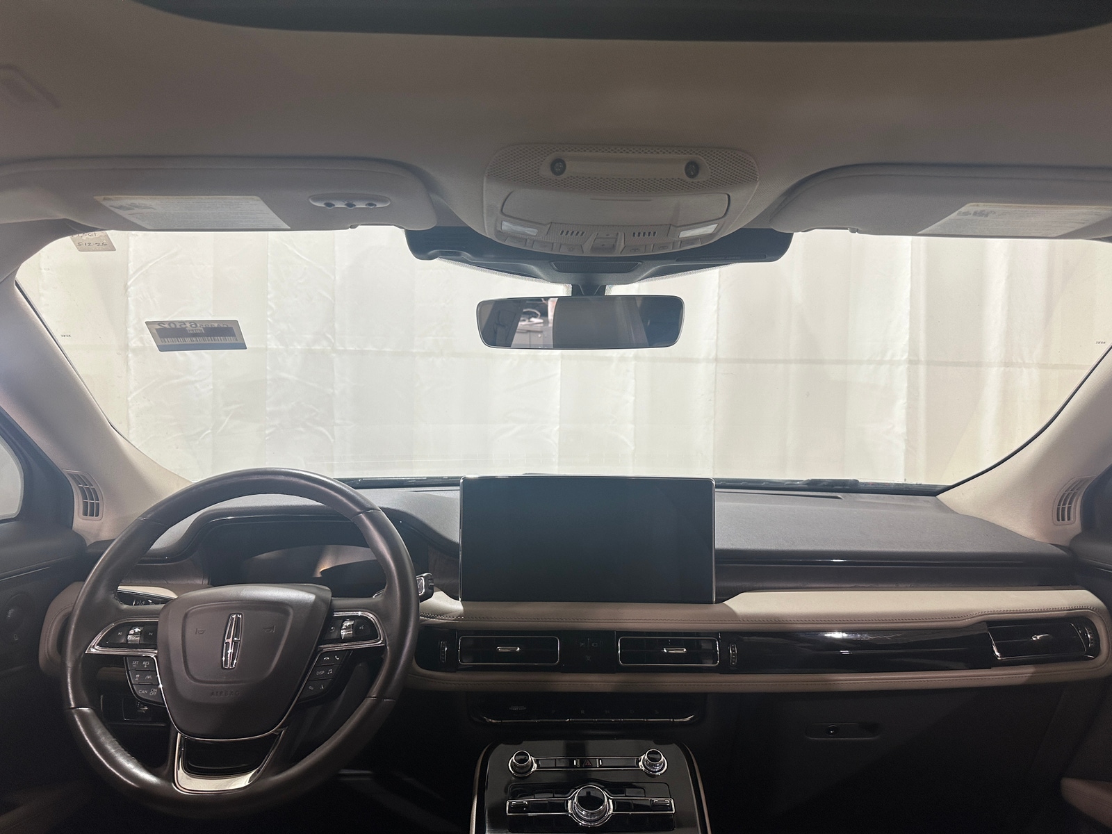 Thumbnail: 2022 Lincoln Nautilus - 2