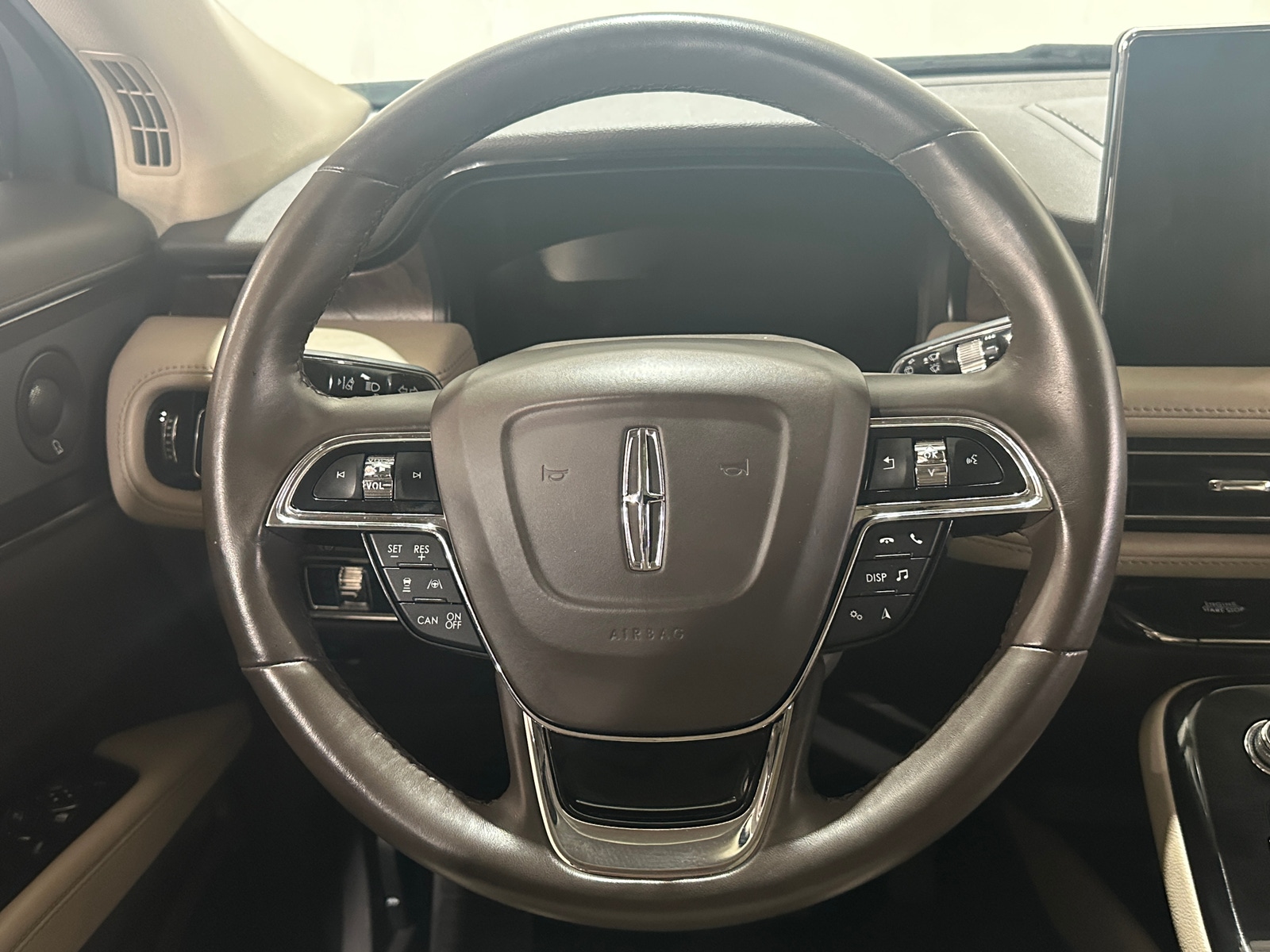 Thumbnail: 2022 Lincoln Nautilus - 4