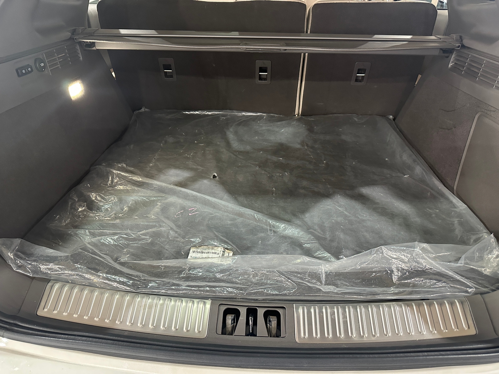 Thumbnail: 2022 Lincoln Nautilus - 6