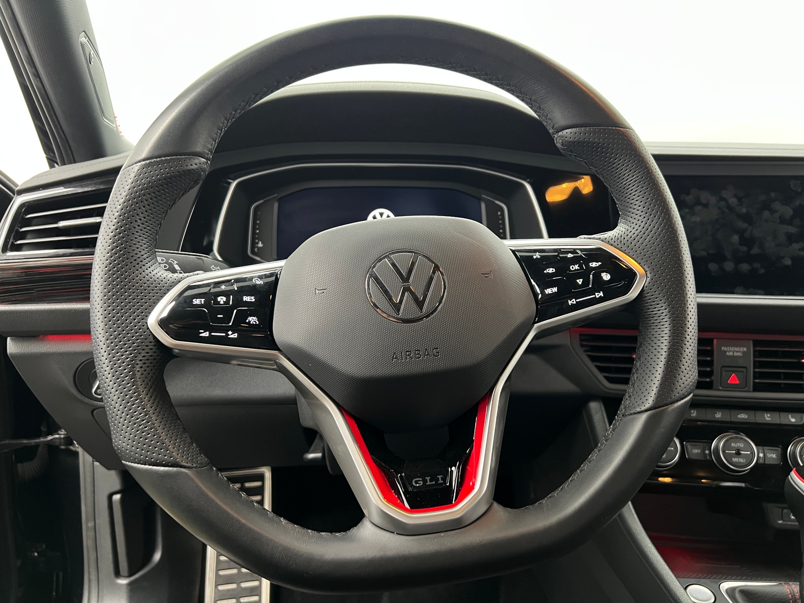 Thumbnail: 2024 Volkswagen Jetta - 4