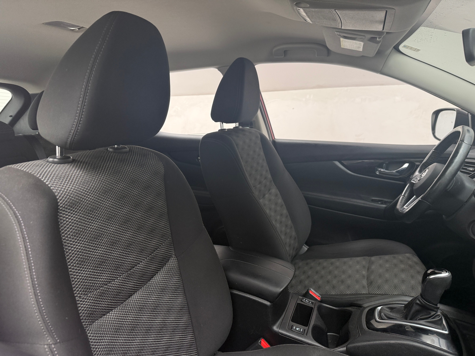 Thumbnail: 2018 Nissan Rogue Sport - 2