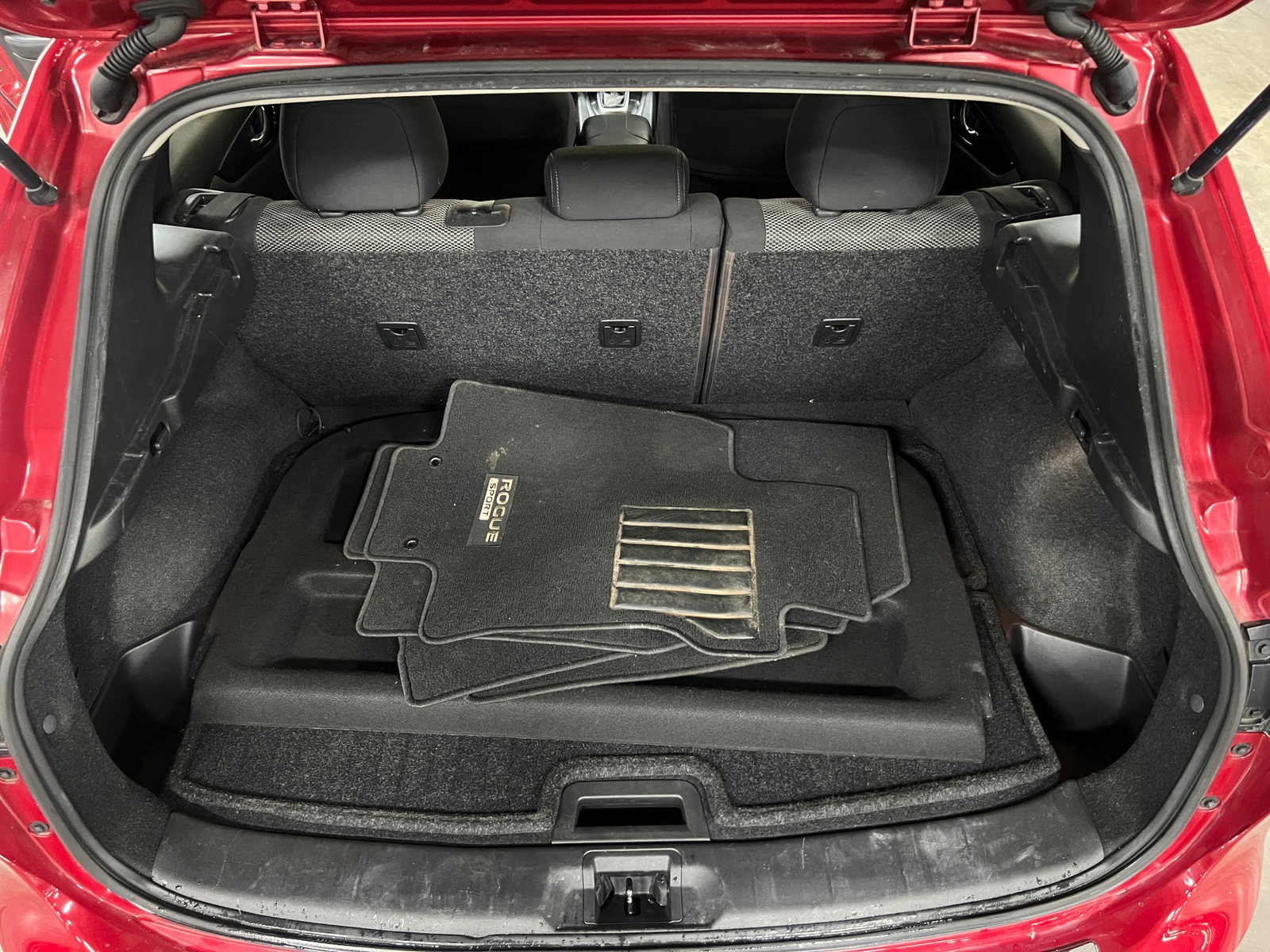 Thumbnail: 2018 Nissan Rogue Sport - 7