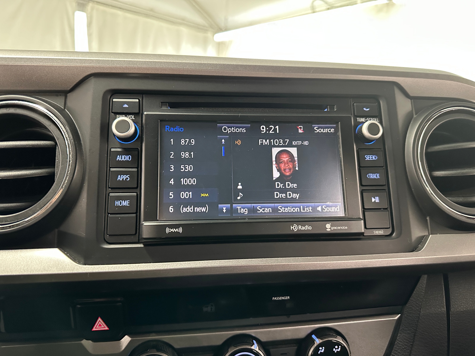 Thumbnail: 2017 Toyota Tacoma - 3