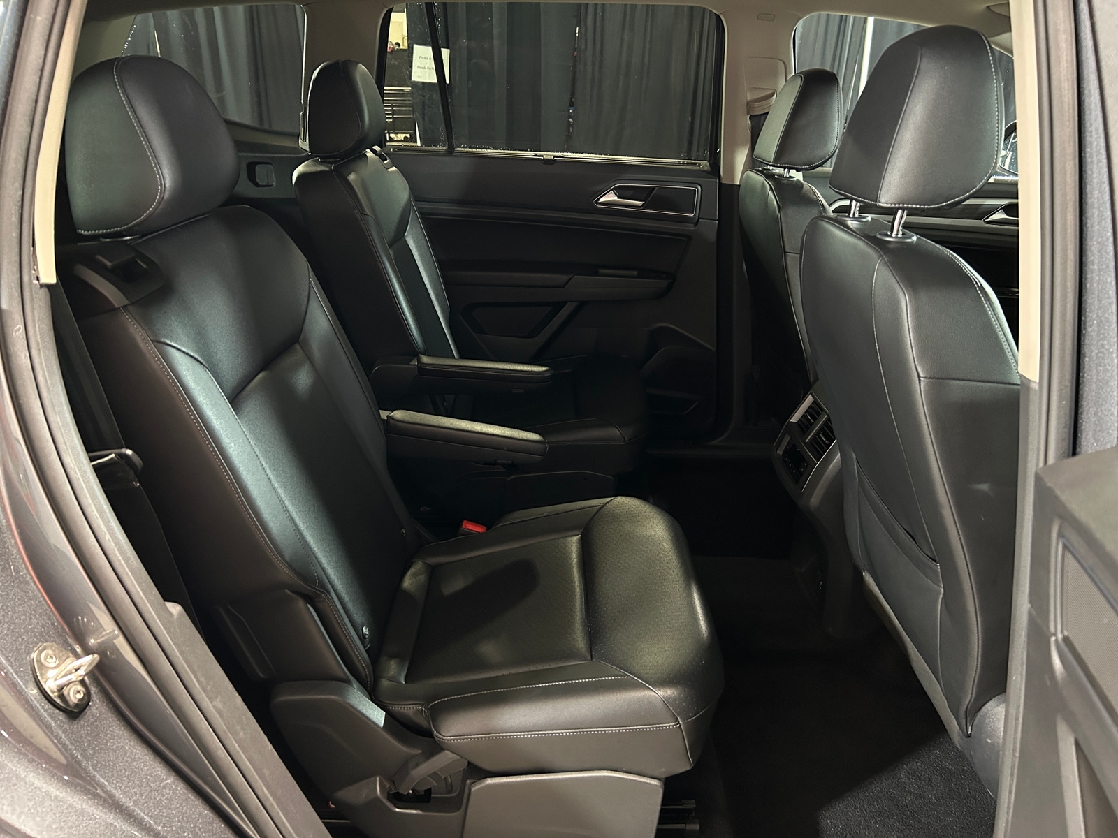 Thumbnail: 2018 Volkswagen Atlas - 5