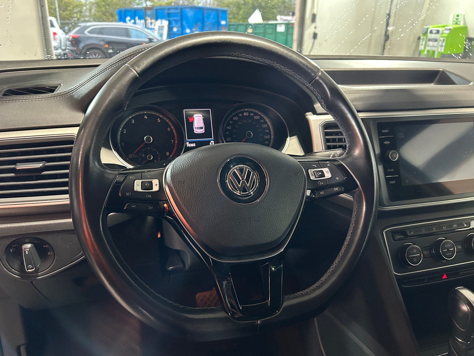 Thumbnail: 2018 Volkswagen Atlas - 4