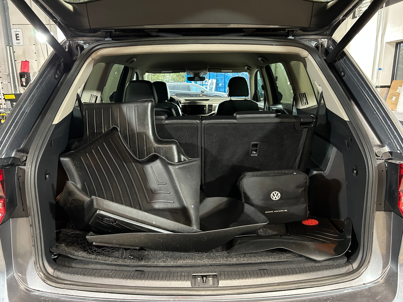 Thumbnail: 2018 Volkswagen Atlas - 6