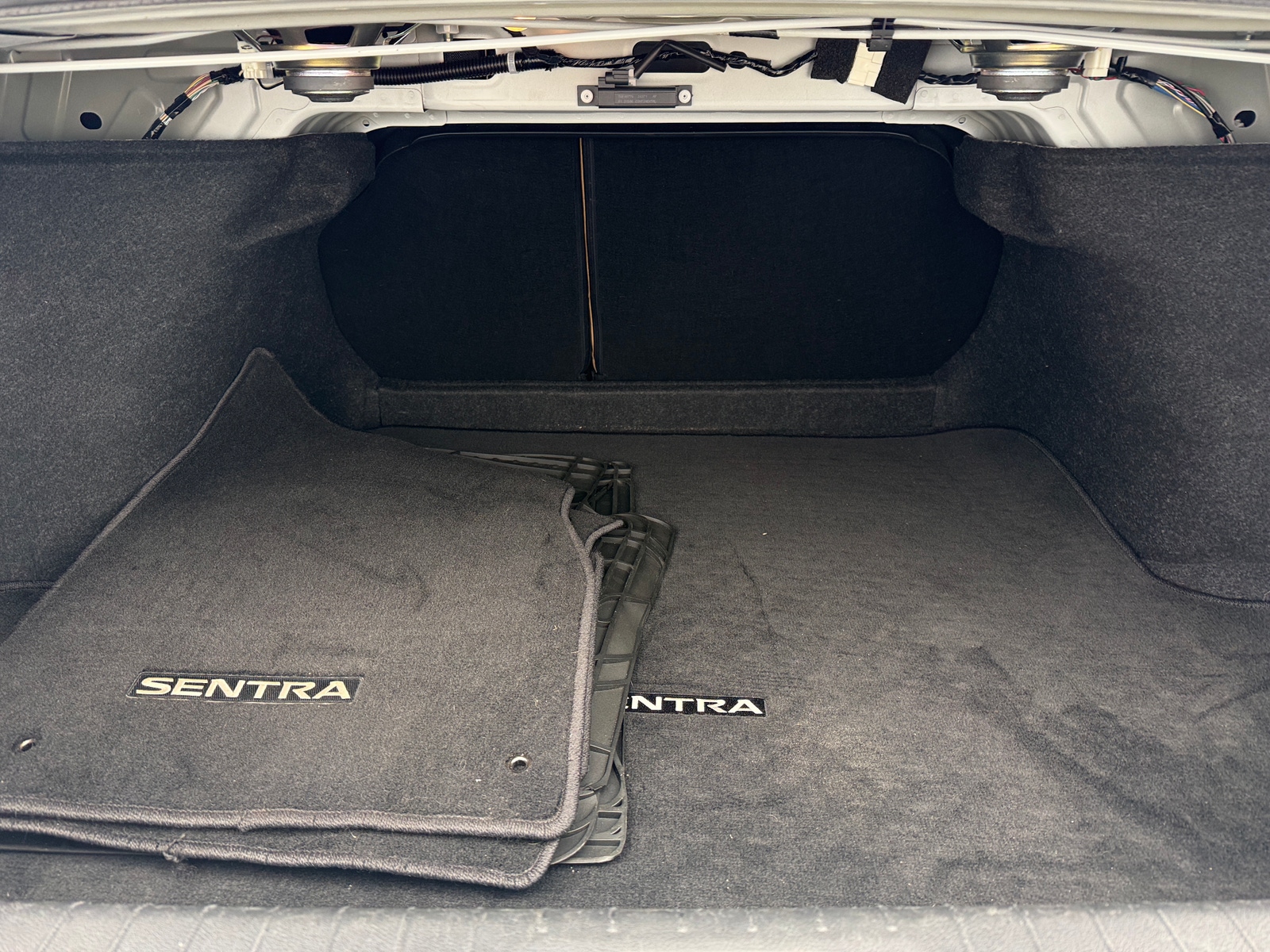 Thumbnail: 2021 Nissan Sentra - 6