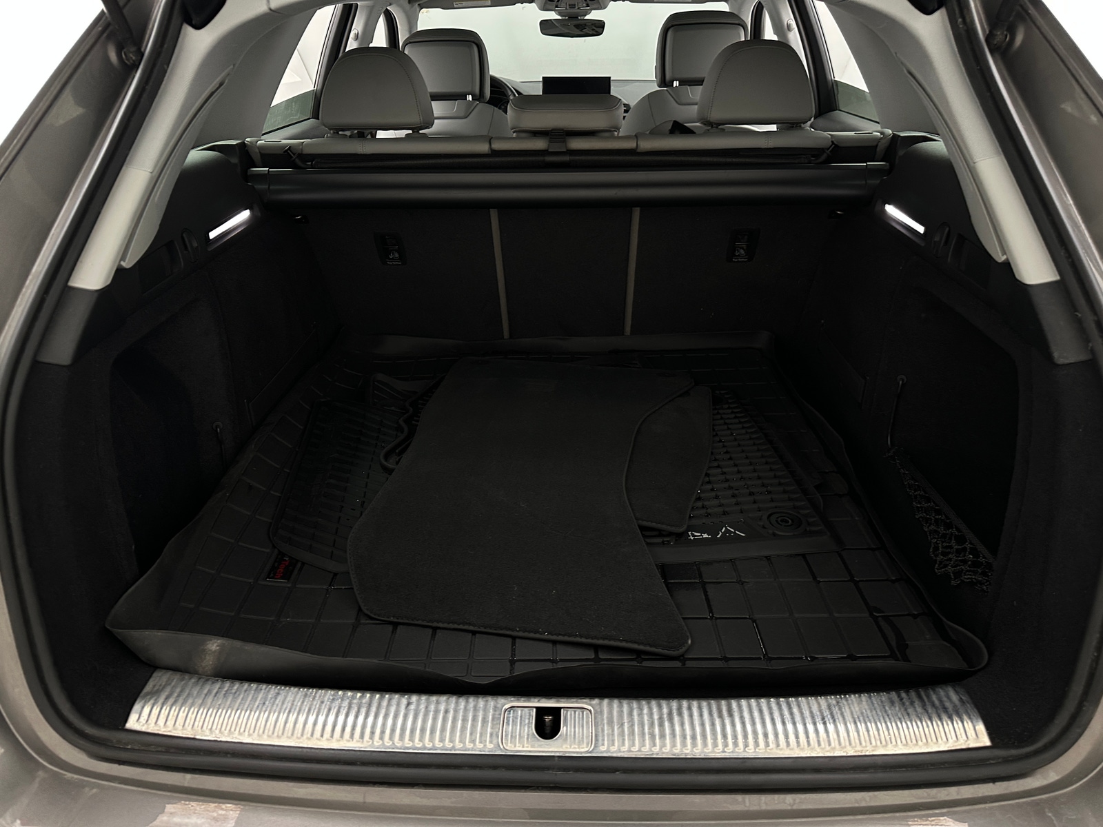 Thumbnail: 2021 Audi A4 - 6