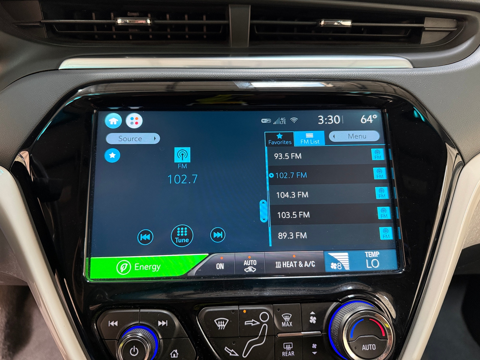 Thumbnail: 2017 Chevrolet Bolt EV - 4