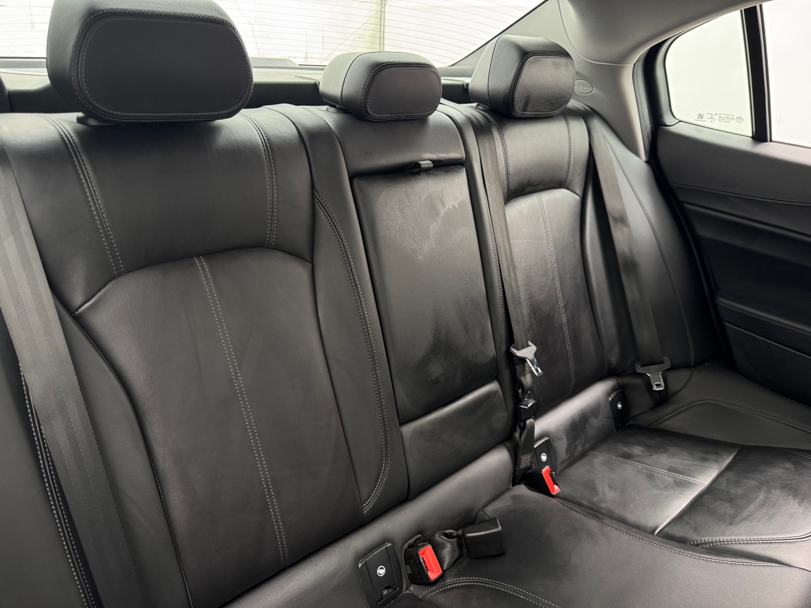 Thumbnail: 2021 Alfa Romeo Giulia - 5