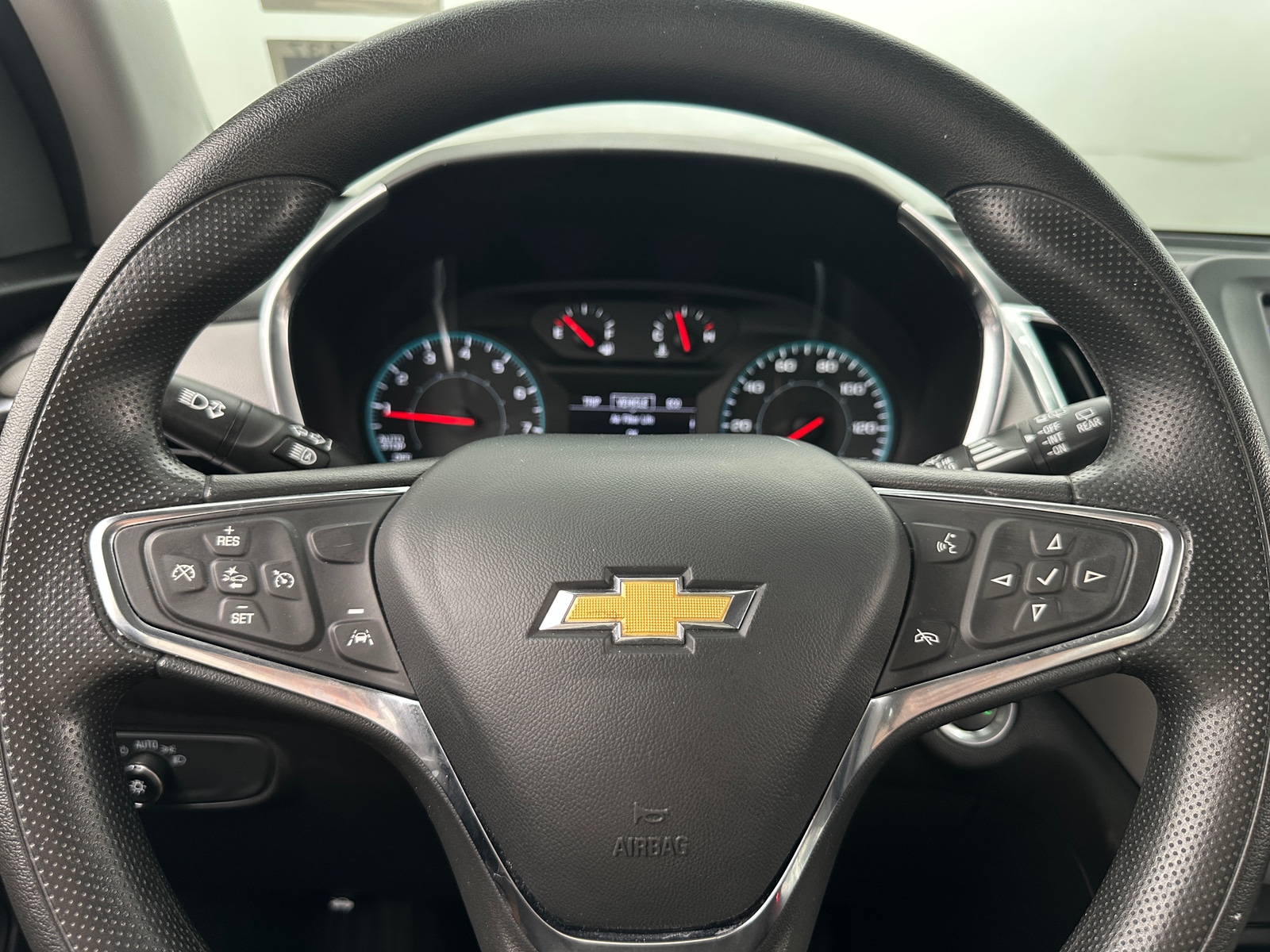 Thumbnail: 2023 Chevrolet Equinox - 5