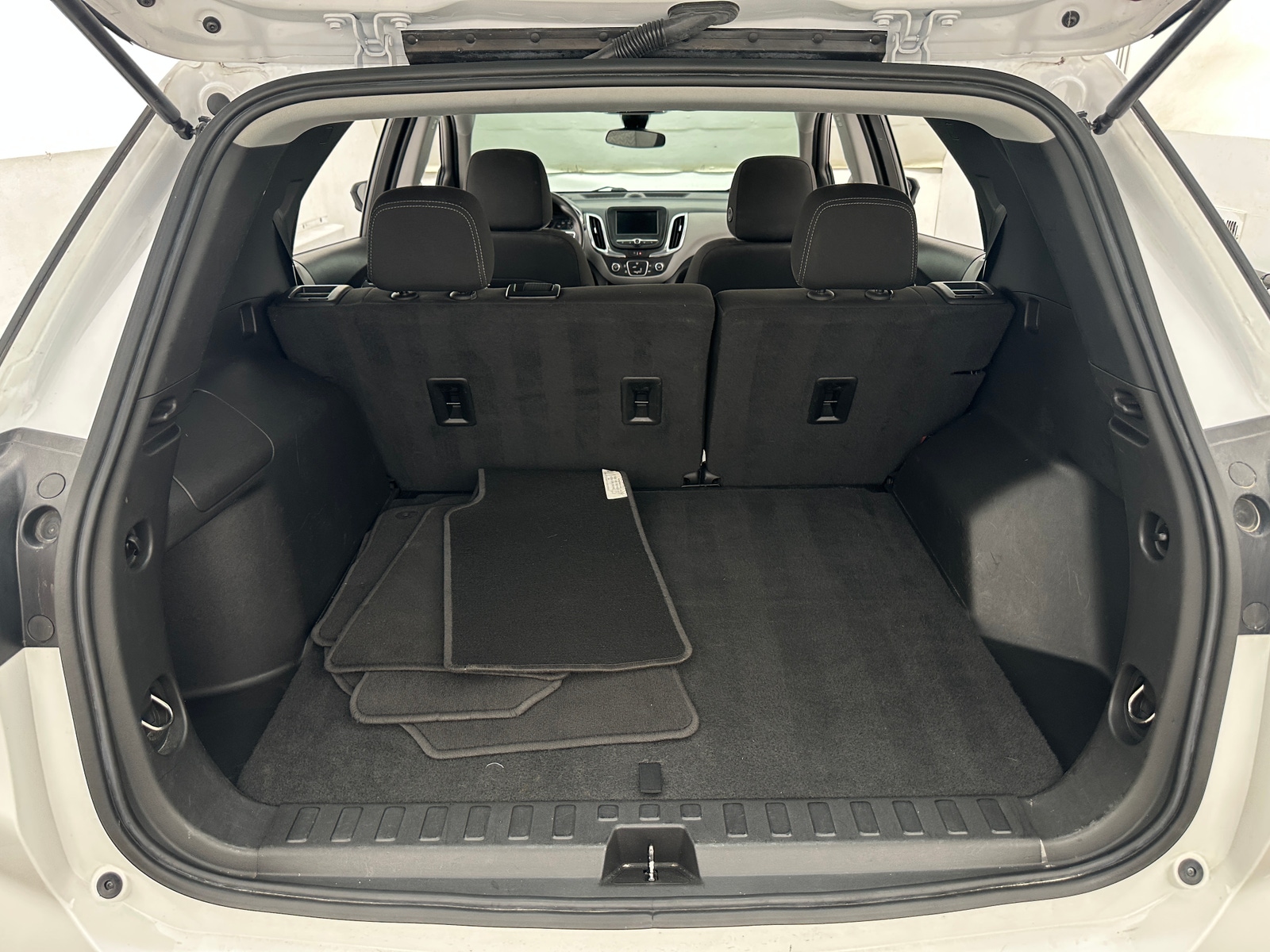 Thumbnail: 2023 Chevrolet Equinox - 7