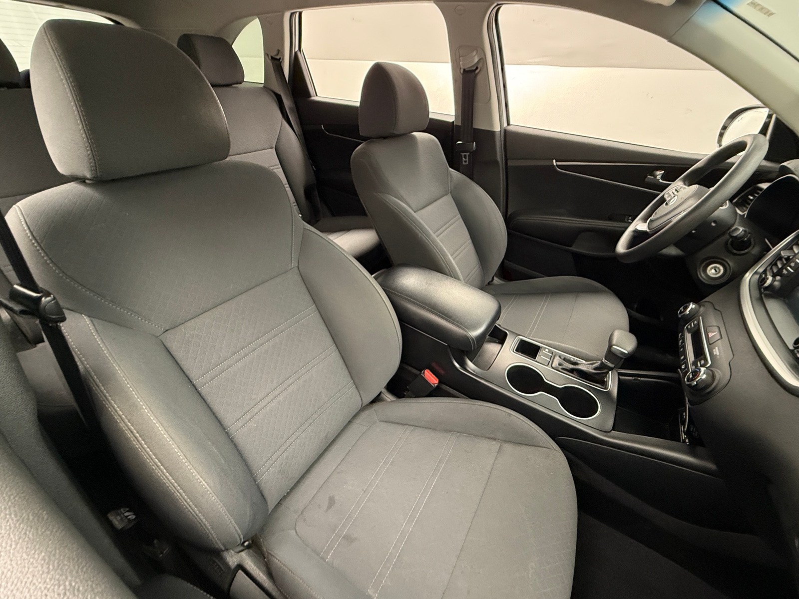 Thumbnail: 2019 Kia Sorento - 2