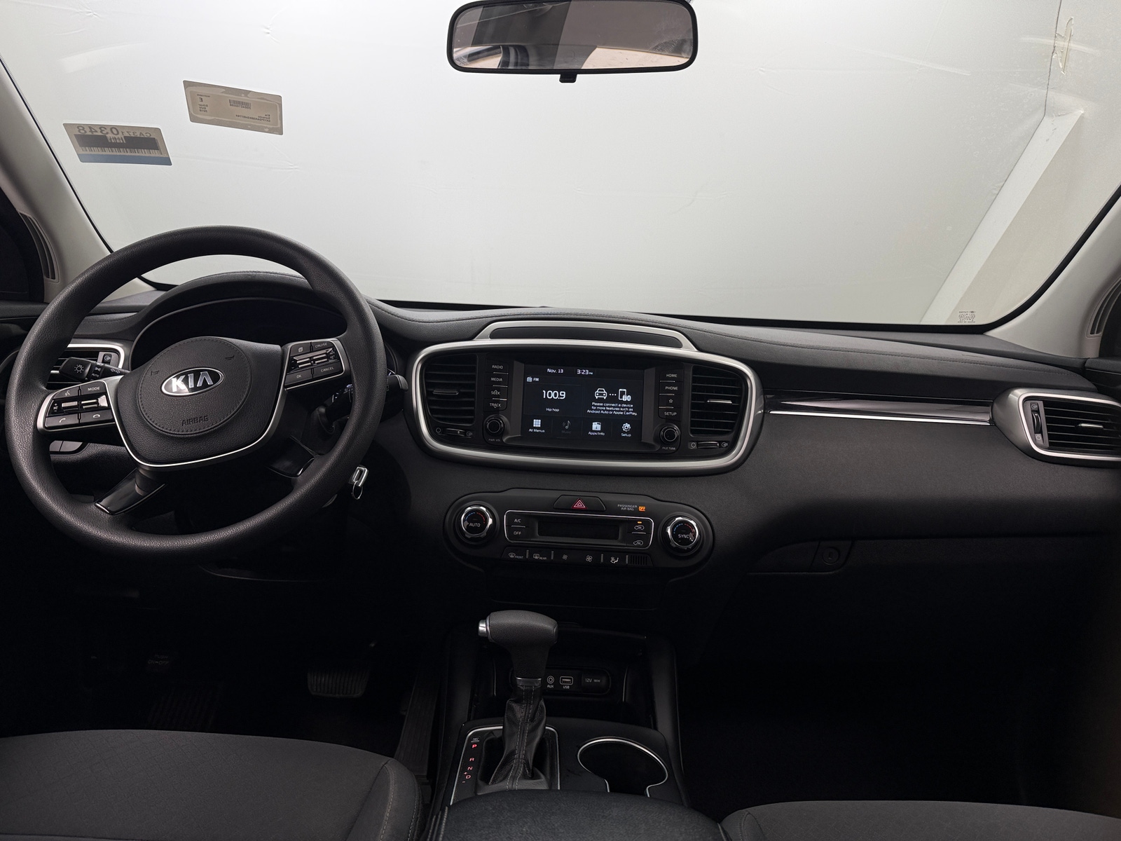 Thumbnail: 2019 Kia Sorento - 3