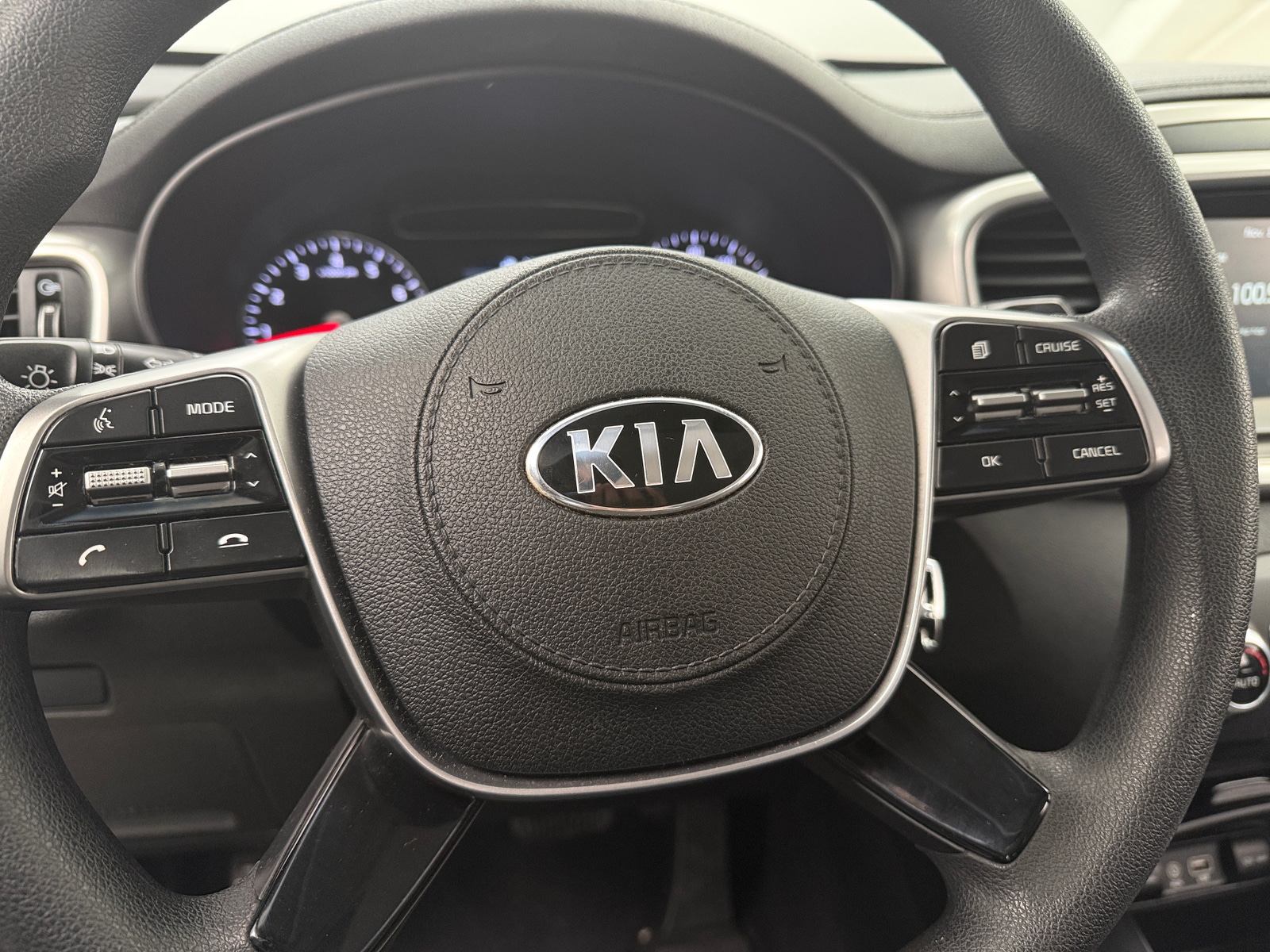 Thumbnail: 2019 Kia Sorento - 5