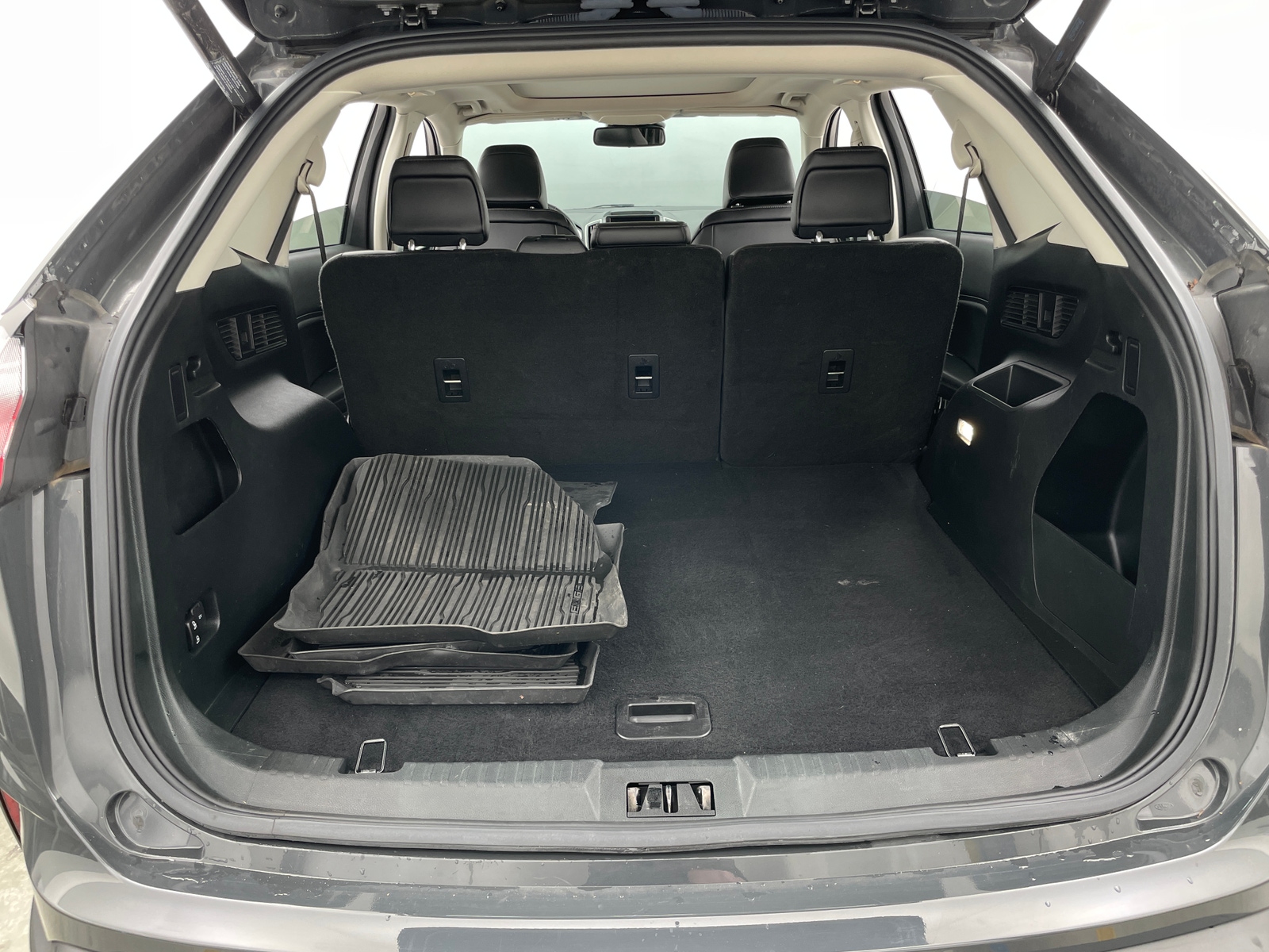 Thumbnail: 2021 Ford Edge - 6