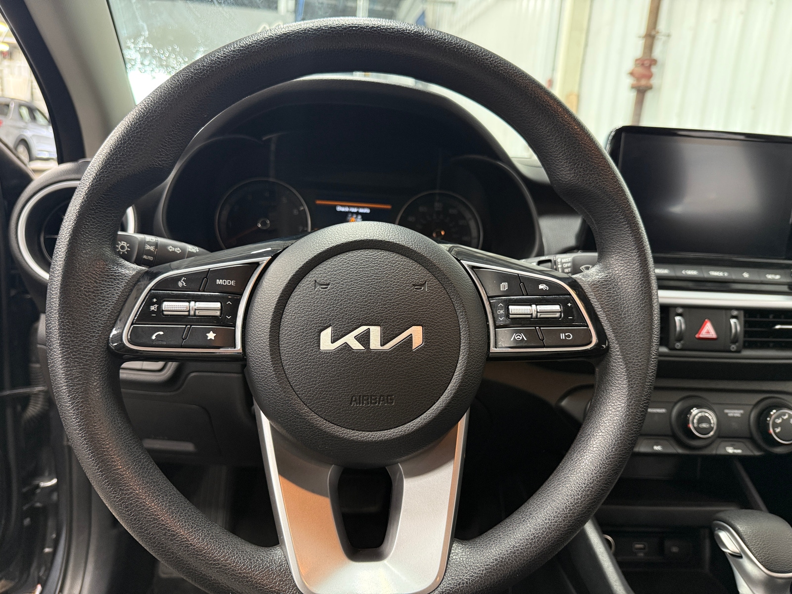 Thumbnail: 2024 Kia Forte - 5