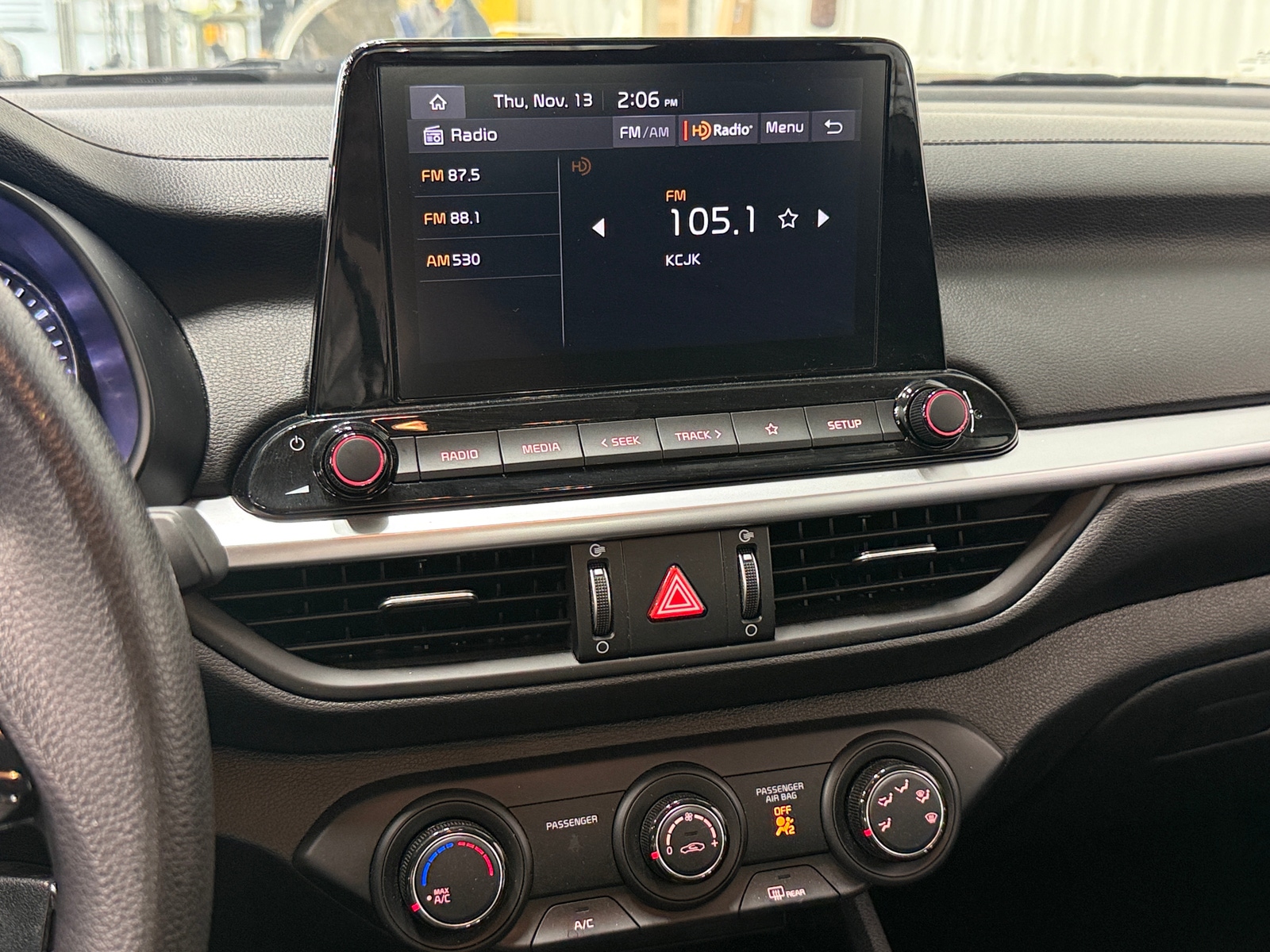 Thumbnail: 2024 Kia Forte - 4