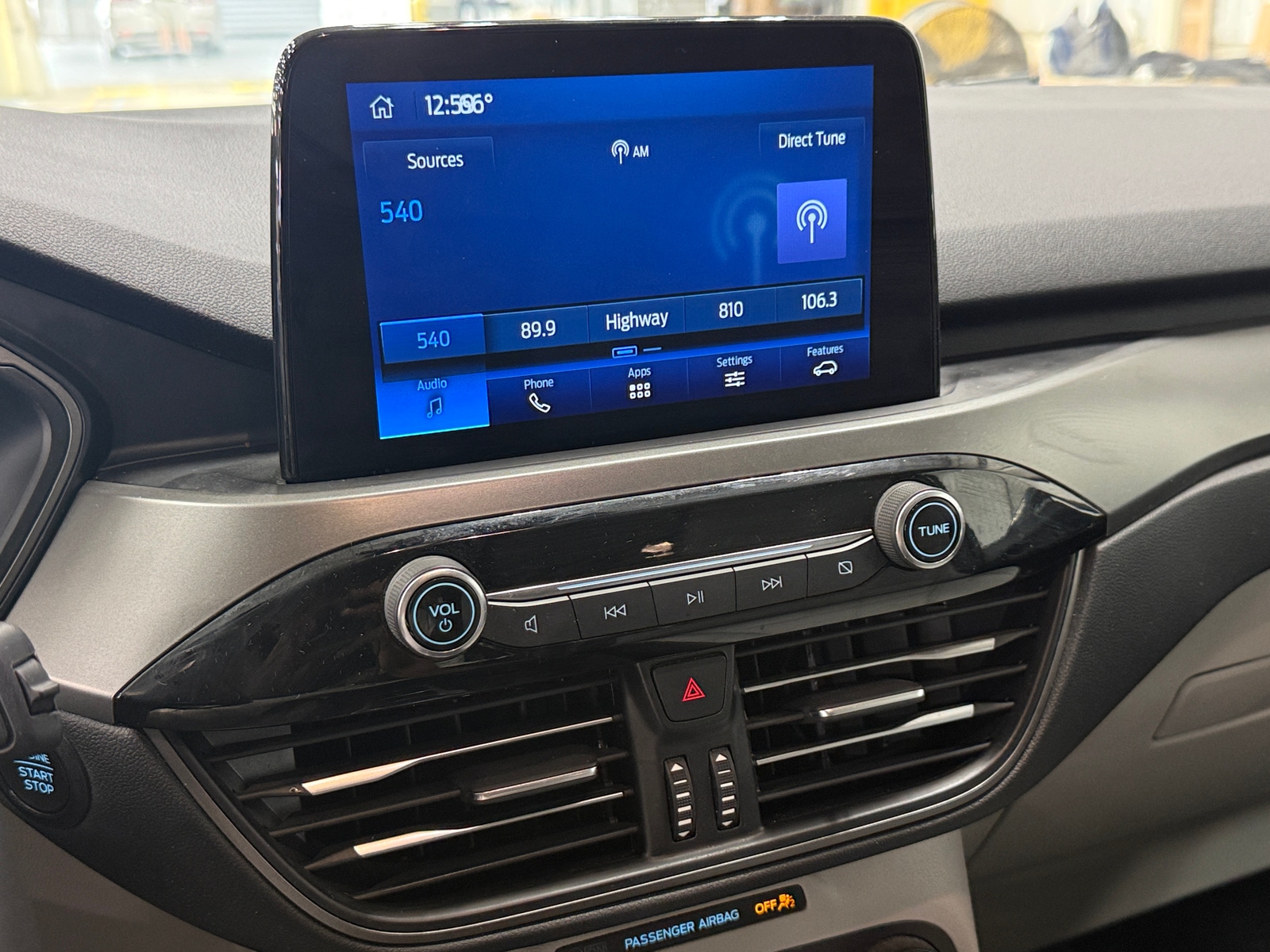 Thumbnail: 2023 Ford Escape - 4