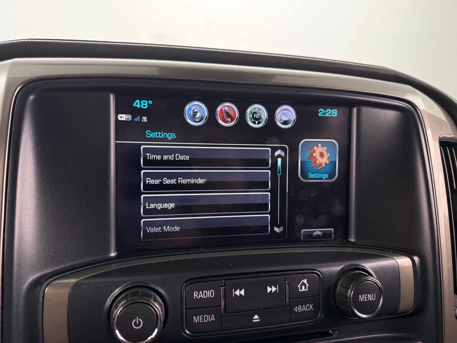 Thumbnail: 2018 Chevrolet Silverado 1500 - 3