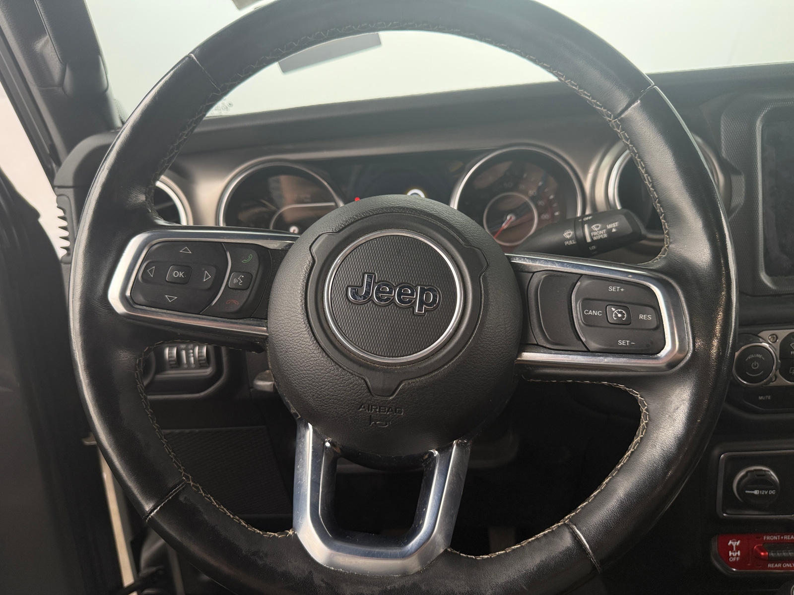 Thumbnail: 2020 Jeep Wrangler - 5