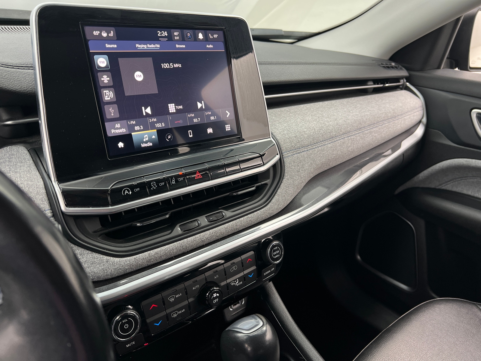 Thumbnail: 2022 Jeep Compass - 4