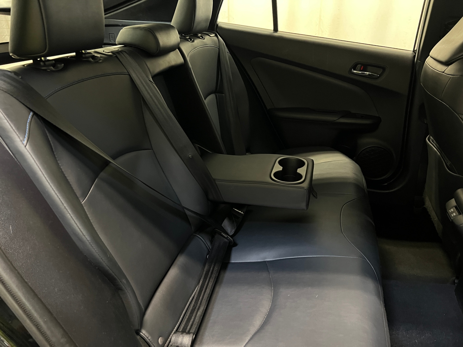 Thumbnail: 2019 Toyota Prius - 6