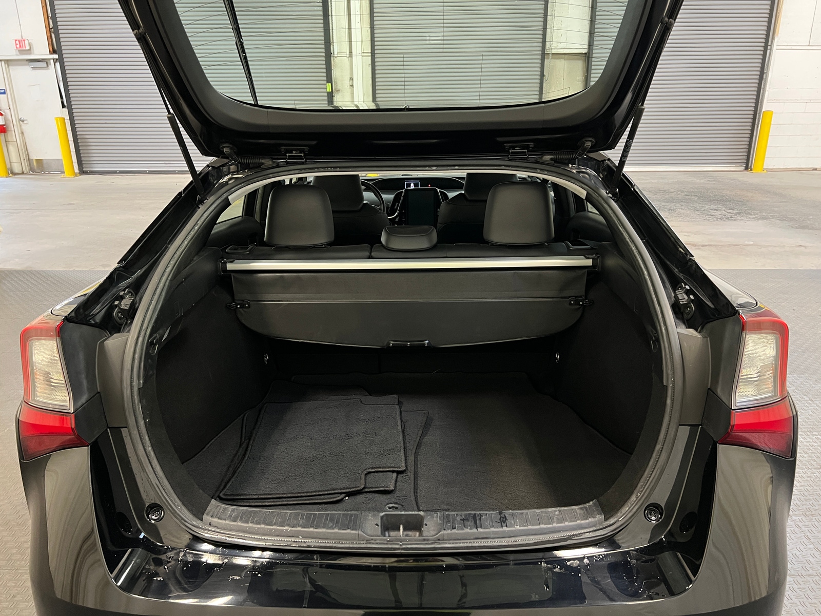 Thumbnail: 2019 Toyota Prius - 7