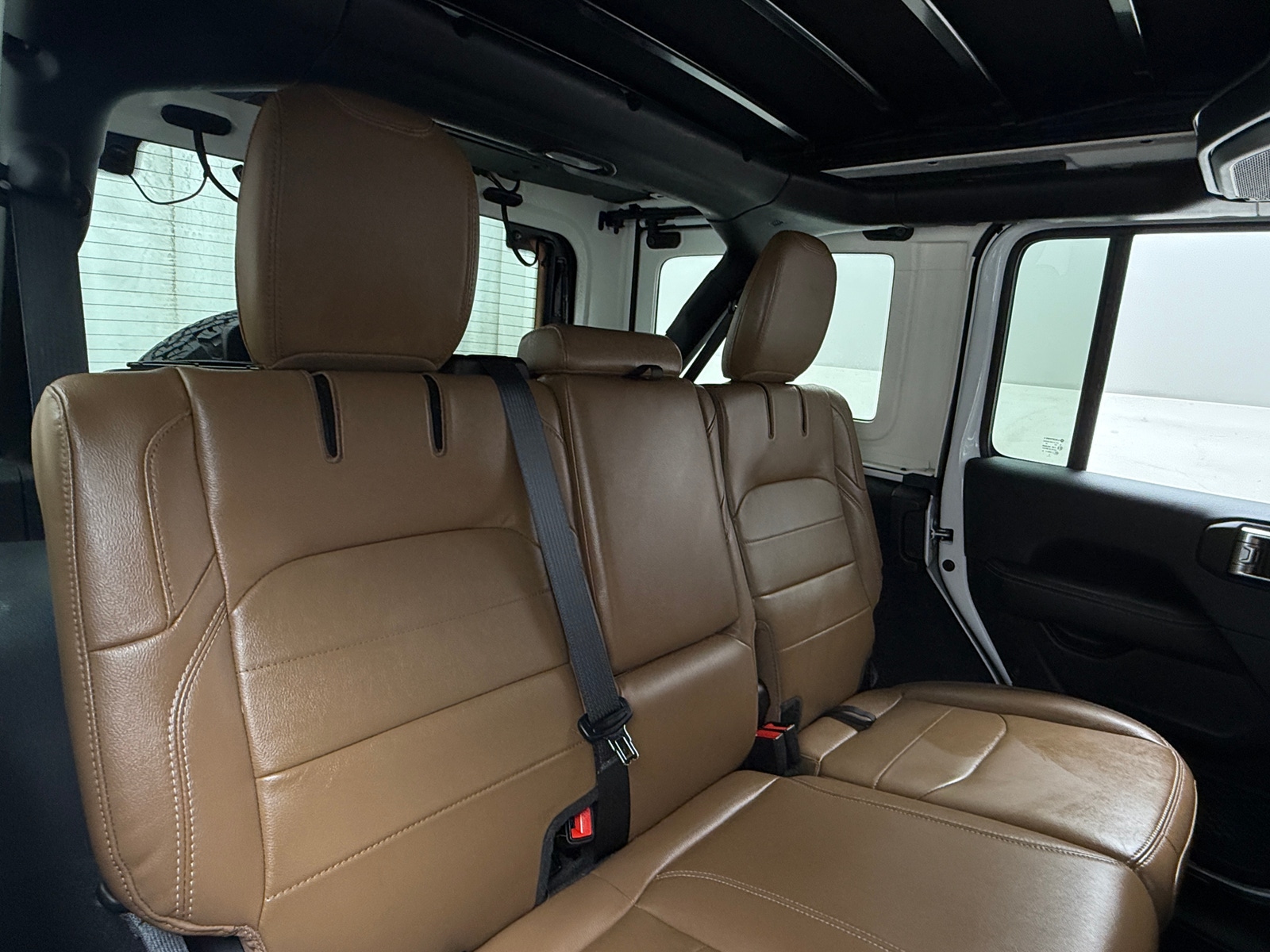 Thumbnail: 2022 Jeep Wrangler - 5