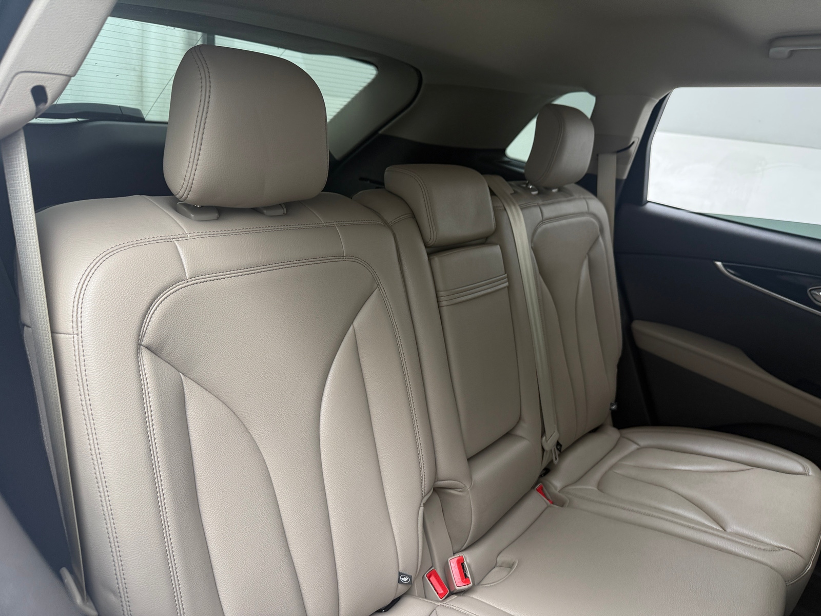 Thumbnail: 2023 Lincoln Nautilus - 5