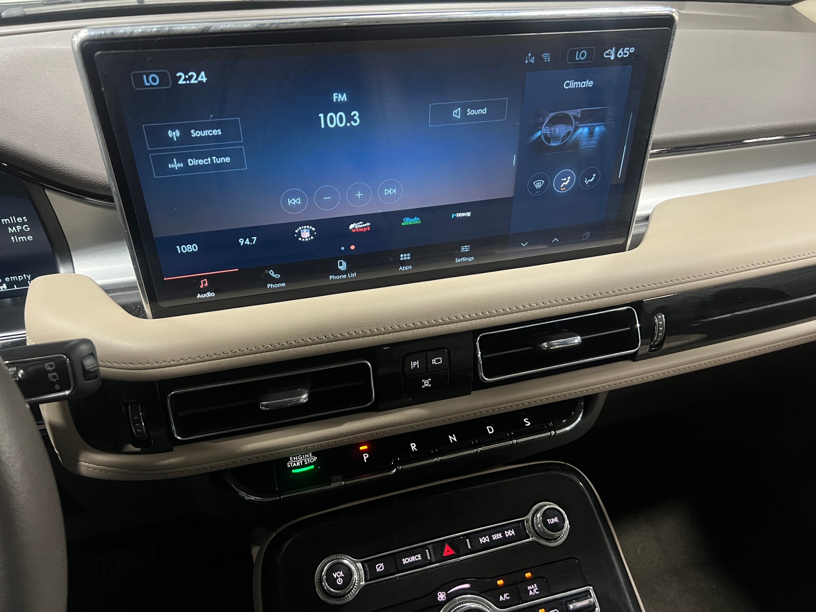 Thumbnail: 2023 Lincoln Nautilus - 3