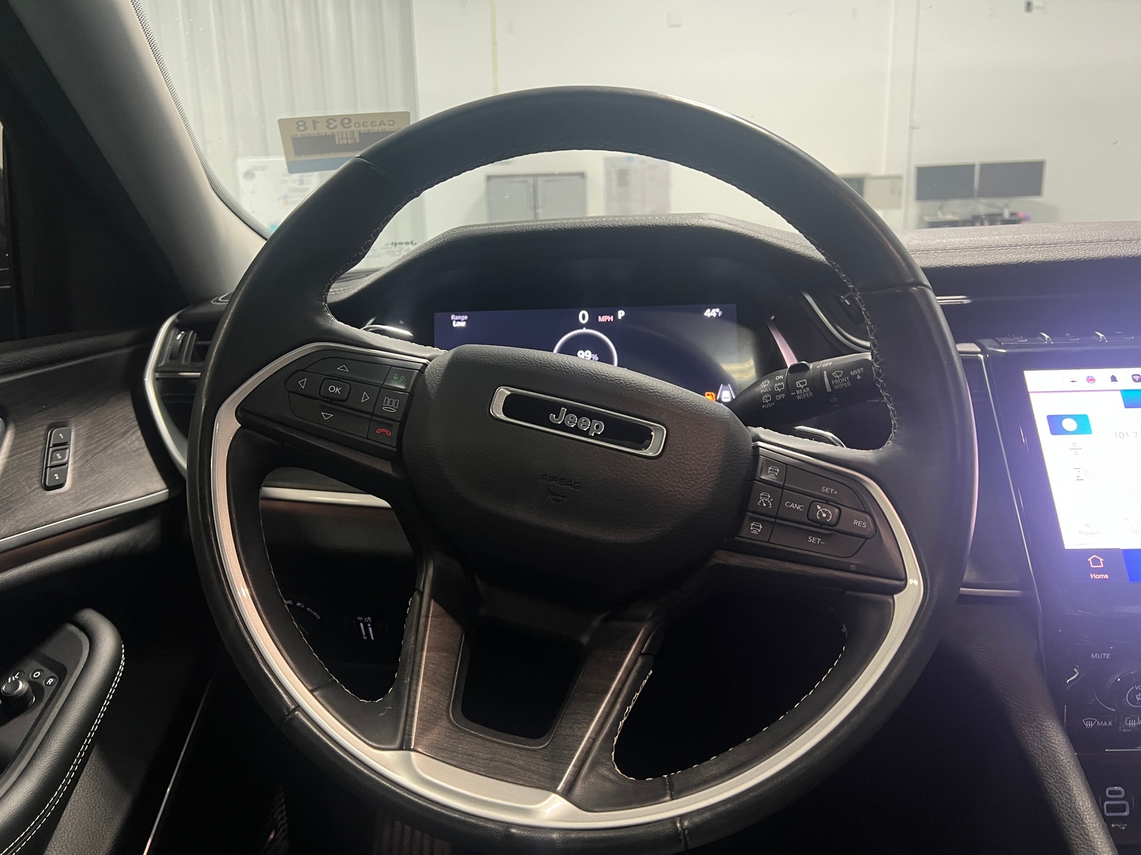 Thumbnail: 2022 Jeep Grand Cherokee - 4